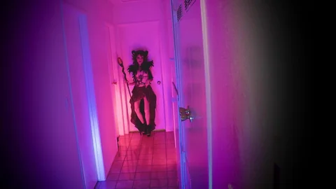 EvilAngel: Lola's Tight Hole Takes Small Hands for a Ride