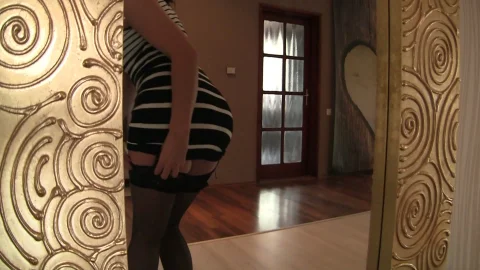Big Bombshell Gets Sperm Splatter