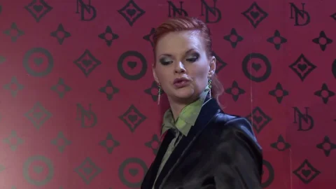 seventeen: Lesbians Embrace Megatoy Madness