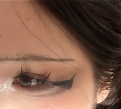 kishagrayone