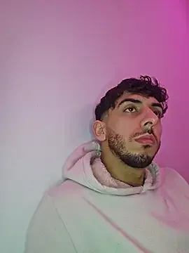 LeoyNicky98