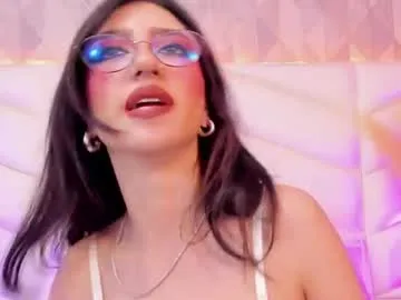 zoey_kiss_
