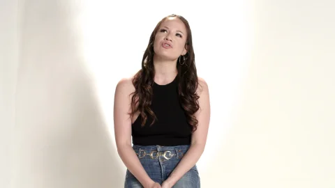 UP CLOSE: A Sensual Solo Sequence from Alison Rey