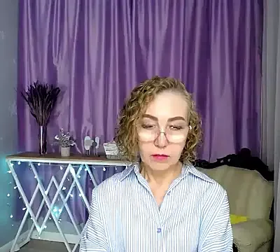 queen_a_n_i