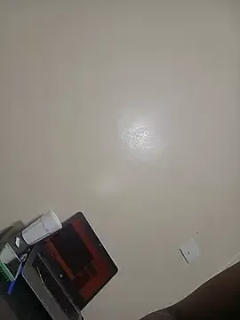 Alicia84_