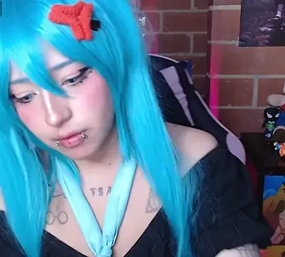 _alexa19pretty_