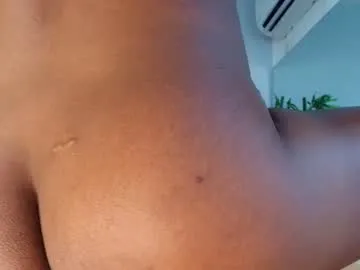 kayna_gomez