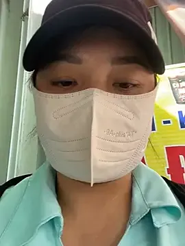 Lindana_kiss