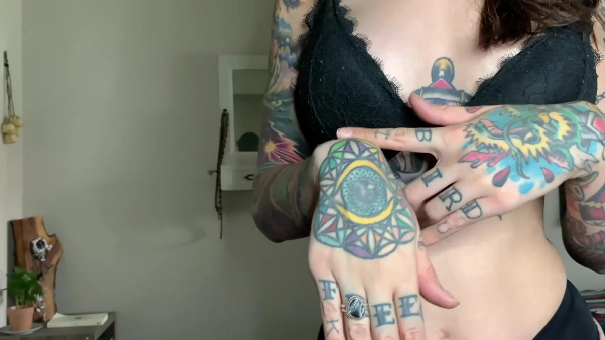 background forAltErotic