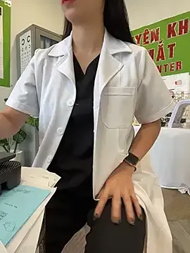 Sneaky_Cumshoot