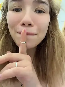 FlashTitsRoyal