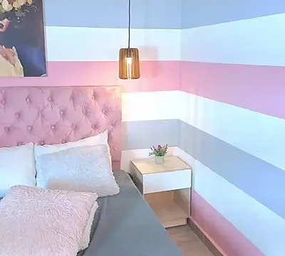 lia_valentino