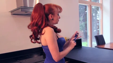 Red XXX - Cumshot in the kitchen