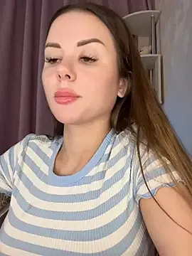 Alina_Vibe_Me