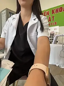 Sneaky_Cumshoot