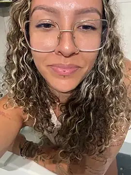 leana_bgeee
