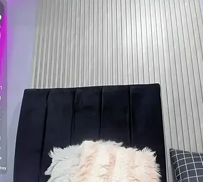 Camila_Tits