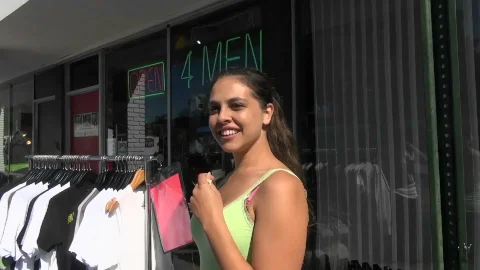 Reality Kings: Esmi's Store of Secrets: Green for More Fun