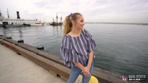 bang! originals: Young Scarlett Can't Wait to Get Back Home