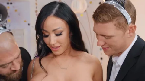 Brazzers Exxtra: Jennifer's Journey to Becoming a Swinger