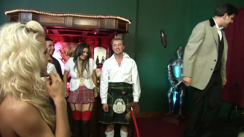 video art holland: Dripping Wet Pussies, Kilt Fun