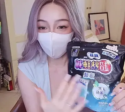 nayomi_34f