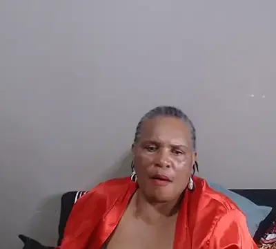 GrandBustyMelon