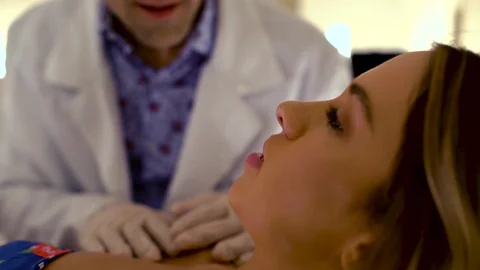 PurgatoryX: Dentist Explores Every Inch Of Khloe