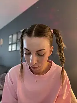 Mia_Ethan