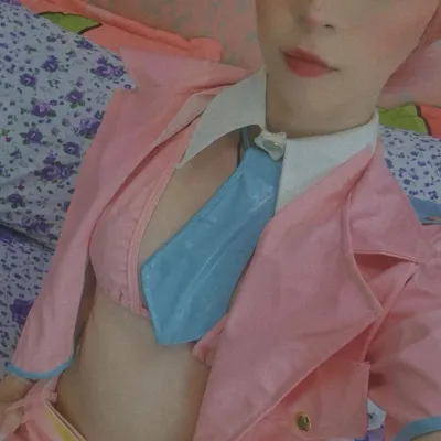 Your favorite cosplayer🌸