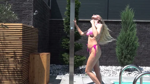 Karup's Older Women: Swimmer Sucks Me Dry