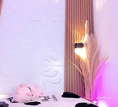 Valerie_Sweett_