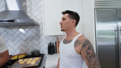 Reality Kings: Busty Bikini Begs for More