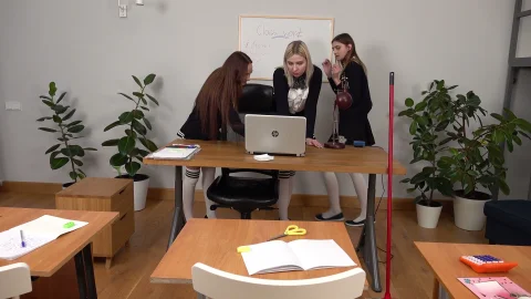 video art holland: Math Class Twisted into Delight