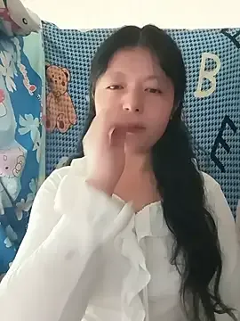 lisa-bae00