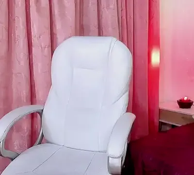 tiffanny_jg