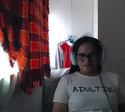 Kinkybela2025