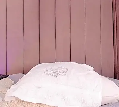 Ashley_Beaomunt