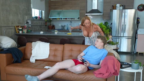 MyPervyFamily: Caucasian Fantasy Unfolds