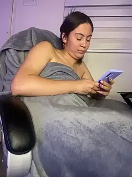 Antonella_pink1