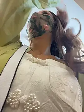 kiss_loo