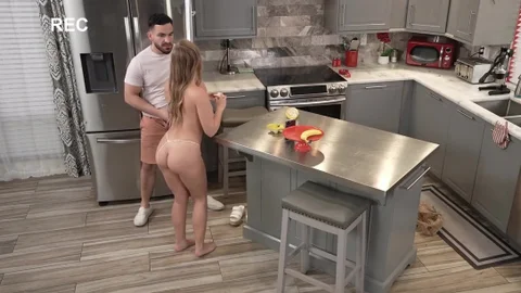 SpyFam: Stepdad Guiding Natalia's Skills