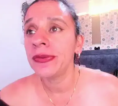 sofi_saliva2511