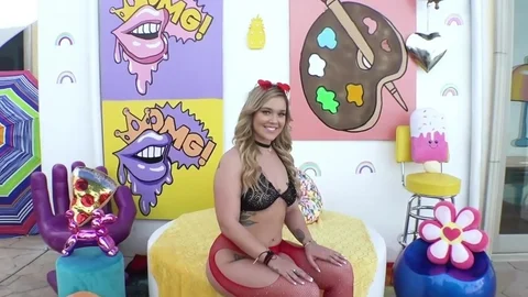 Kali Wants That Nut!