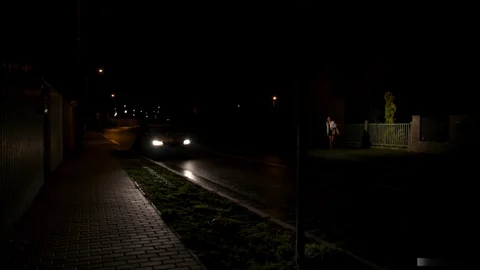 video art holland: Moon's Breathless Filling