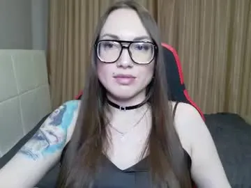 carolineglow_