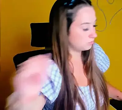 Tiffani_Angel