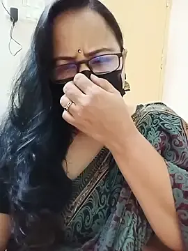 monisha_cam