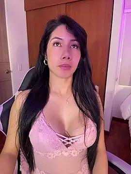 ArianaReynoldss