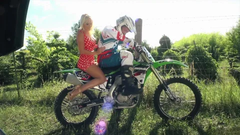 bizarre video: Riding Hard, F**king harder